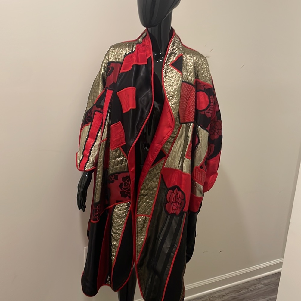 Oversized Long Judith Roberts Jacket - Picture 3 of 6
